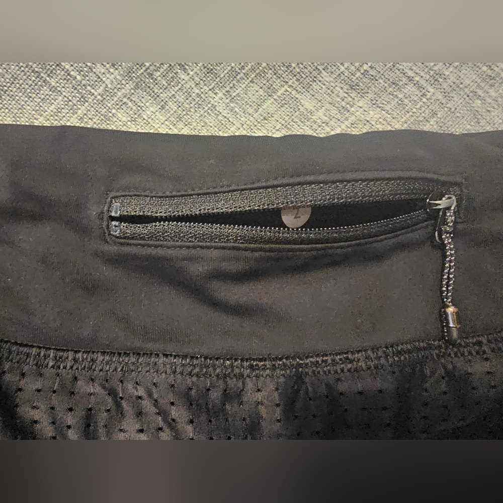 Lululemon Short - Picture 8 of 8